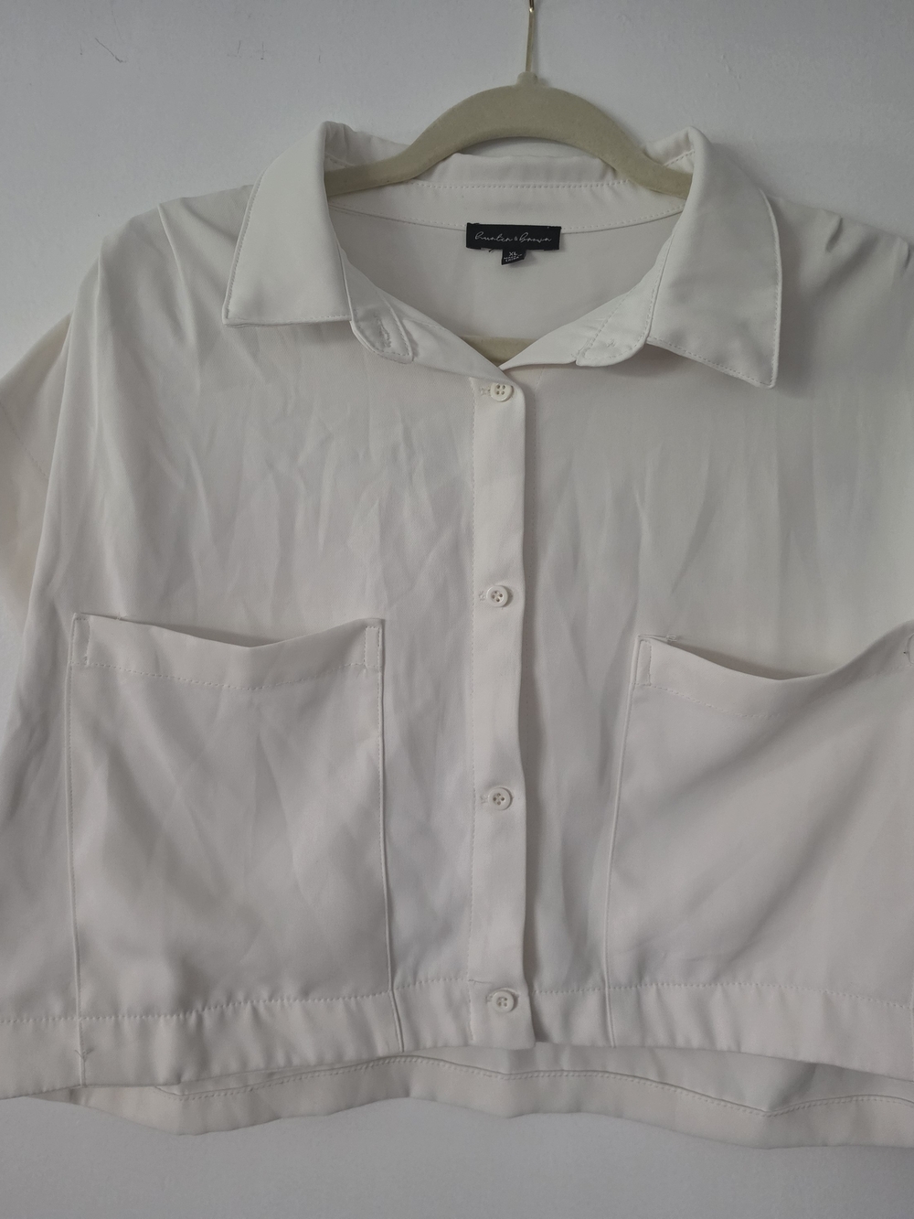 White Button-Up Crop Shirt By Hunter And Brown
